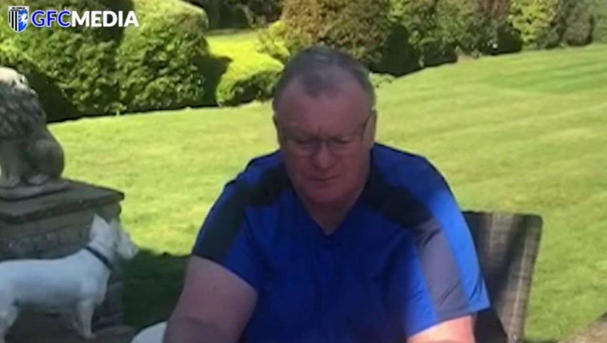 Steve Evans speaks to fans from home and one of his dogs makes an appearance Picture: @TheGillsFC (32842387)