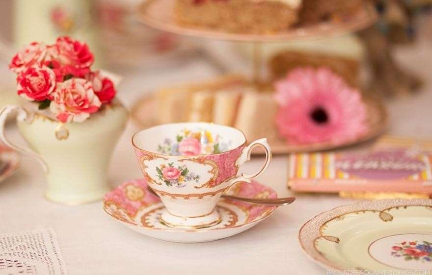 Enjoy an afternoon tea for Mother's Day in Dreamland