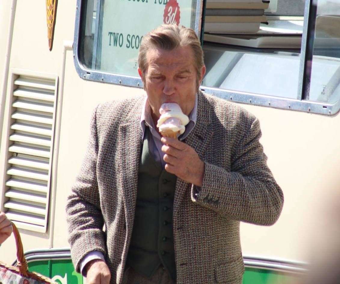 Bradley Walsh enjoys an ice cream in Broadstairs during filming of The Darling Buds of May. Picture: Richard Goldfinch