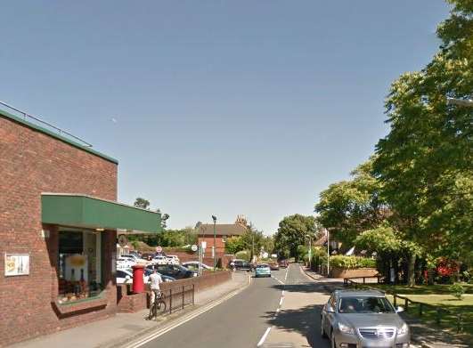 New Hythe Lane will be shut between London Road and Laburnum Drive. Picture: Google