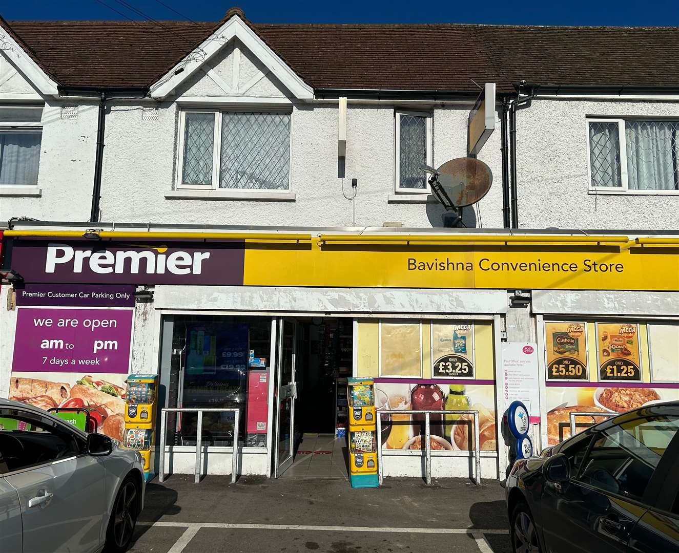 Premier Bavishna convenience store in Ashford