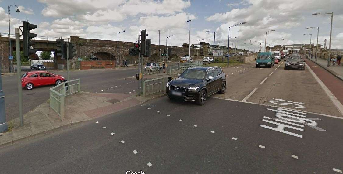 The filter lane from the Strood-bound A2 Rochester Bridge into Canal Road, Strood. Picture: Google (8666595)