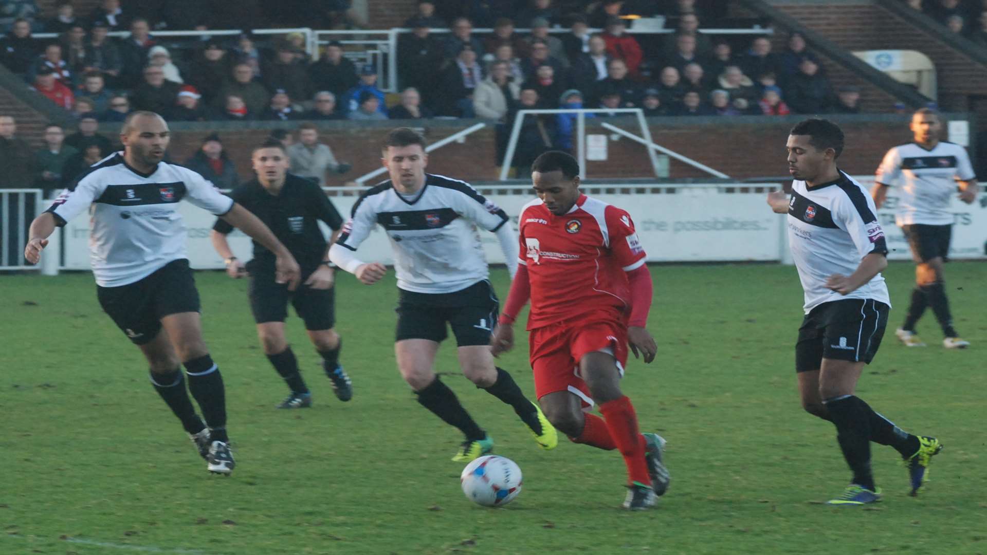 Aiden Palmer takes on the Bromley defence (Pic: Paul Jarvis)