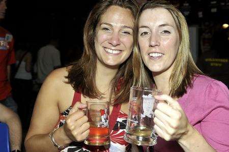 Annabelle Pearson and Carmel Downey at the Kent Beer Festival