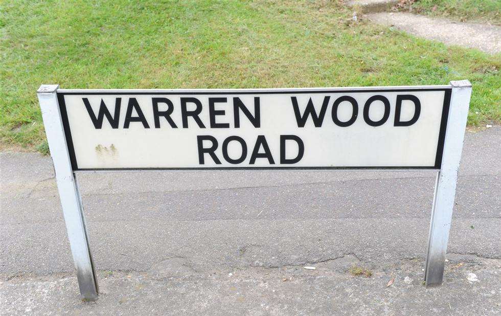 Warren Wood Road in Rochester