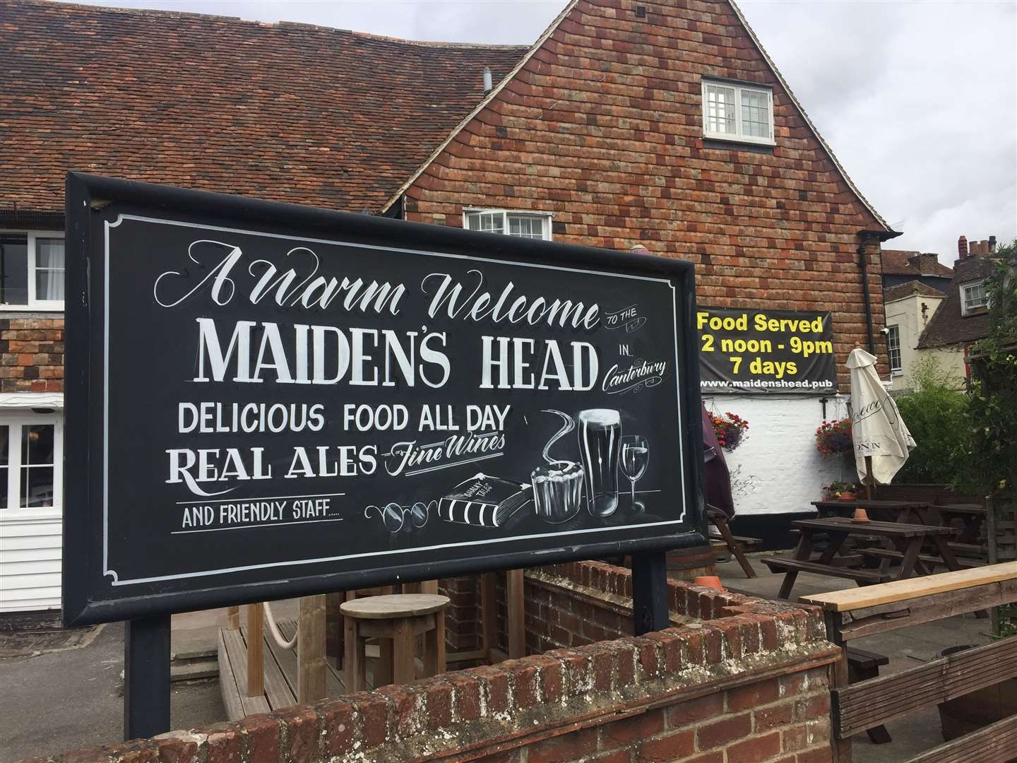 The Maidens Head in Wincheap, Canterbury