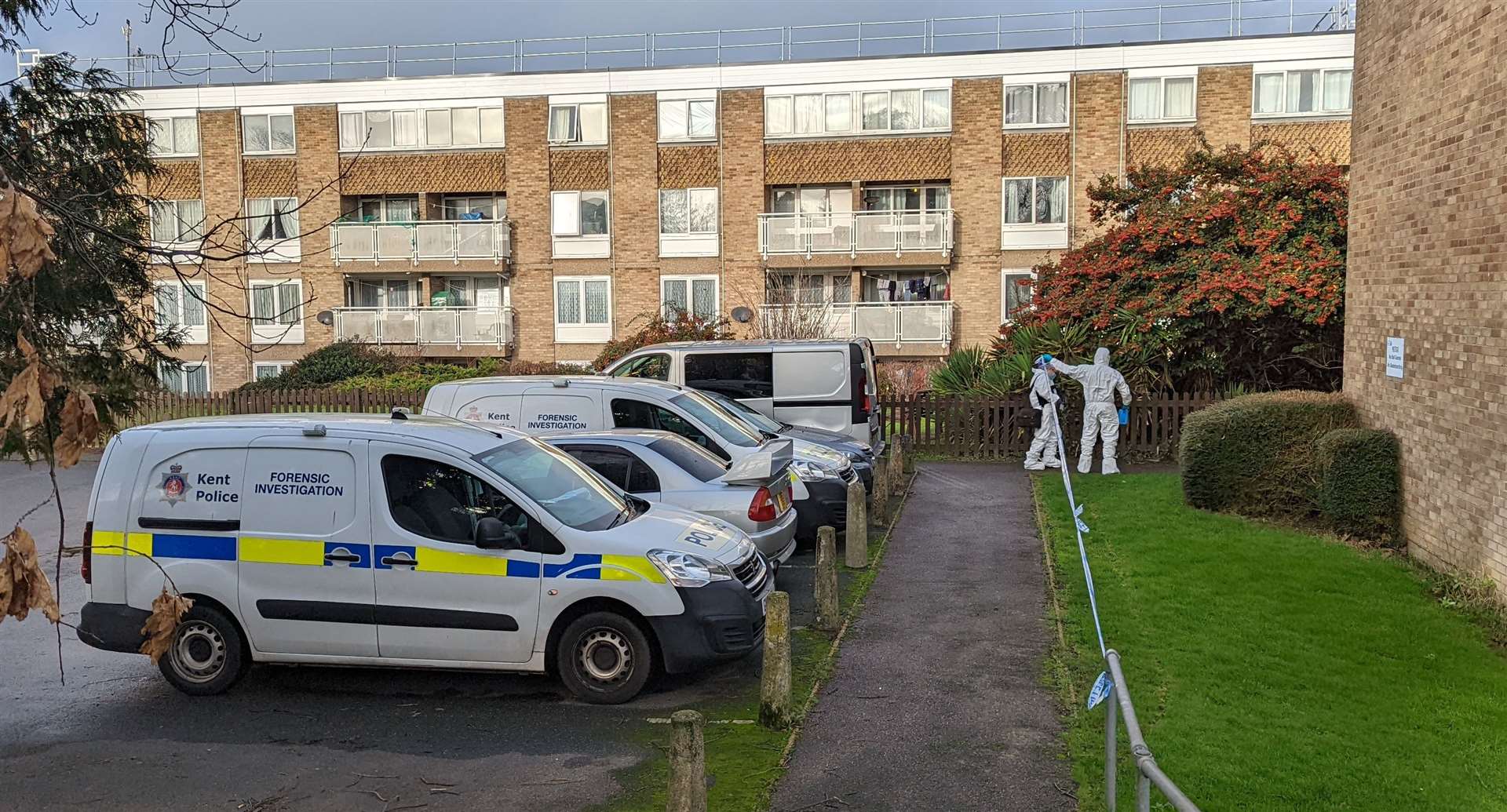 Police forensics teams arriving at Spencer House in Folkestone