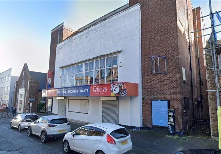 Plans to turn the former Rileys Sports Bar and snooker hall in Green Street, Gillingham, into flats have been approved. Picture: Google
