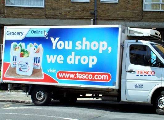 Tesco says customers can choose sell by dates for online groceries. Picture from Wiki Commons