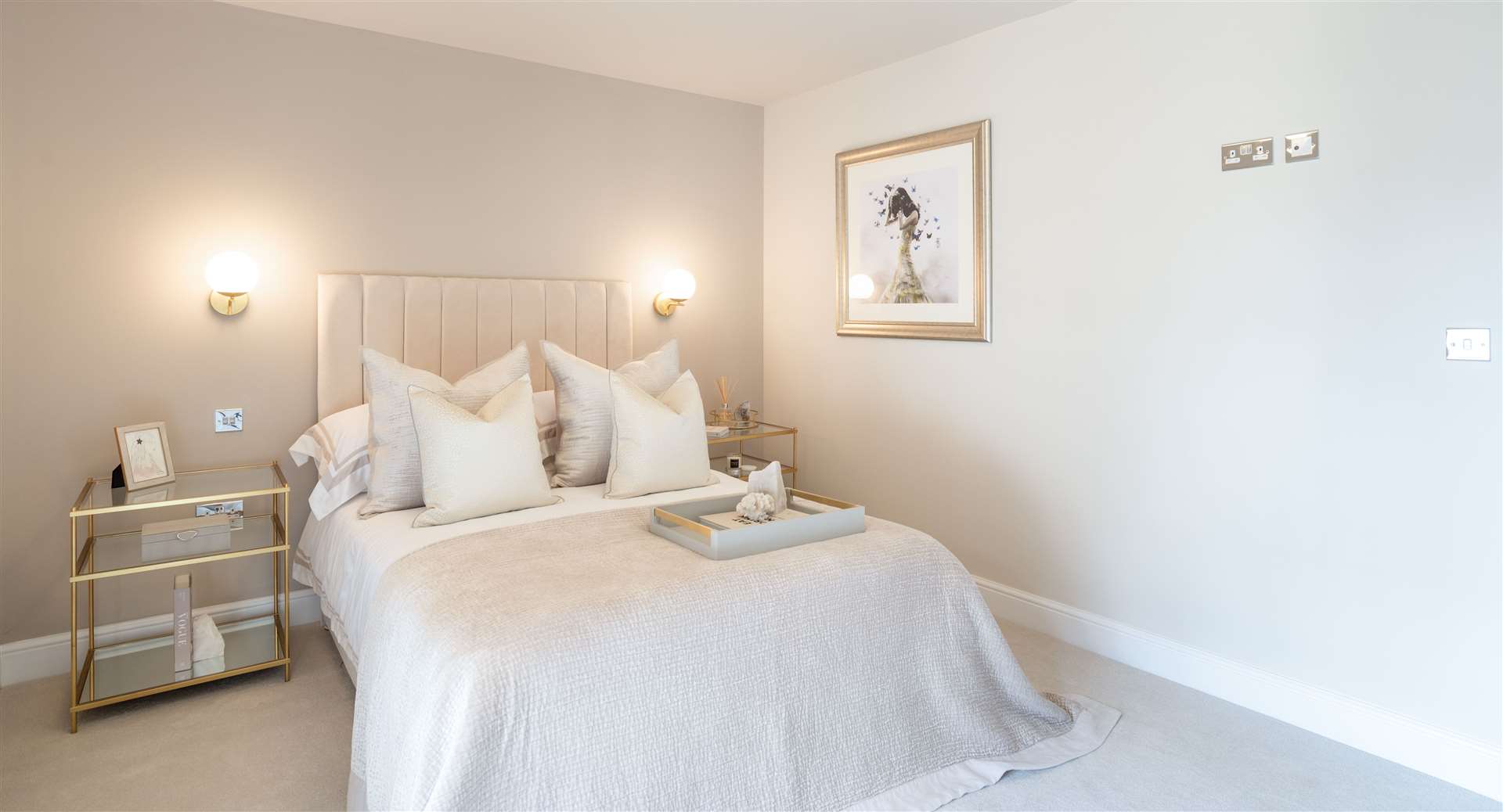 Eddington Park has a selection of stunning one, two and three-bedroom apartments