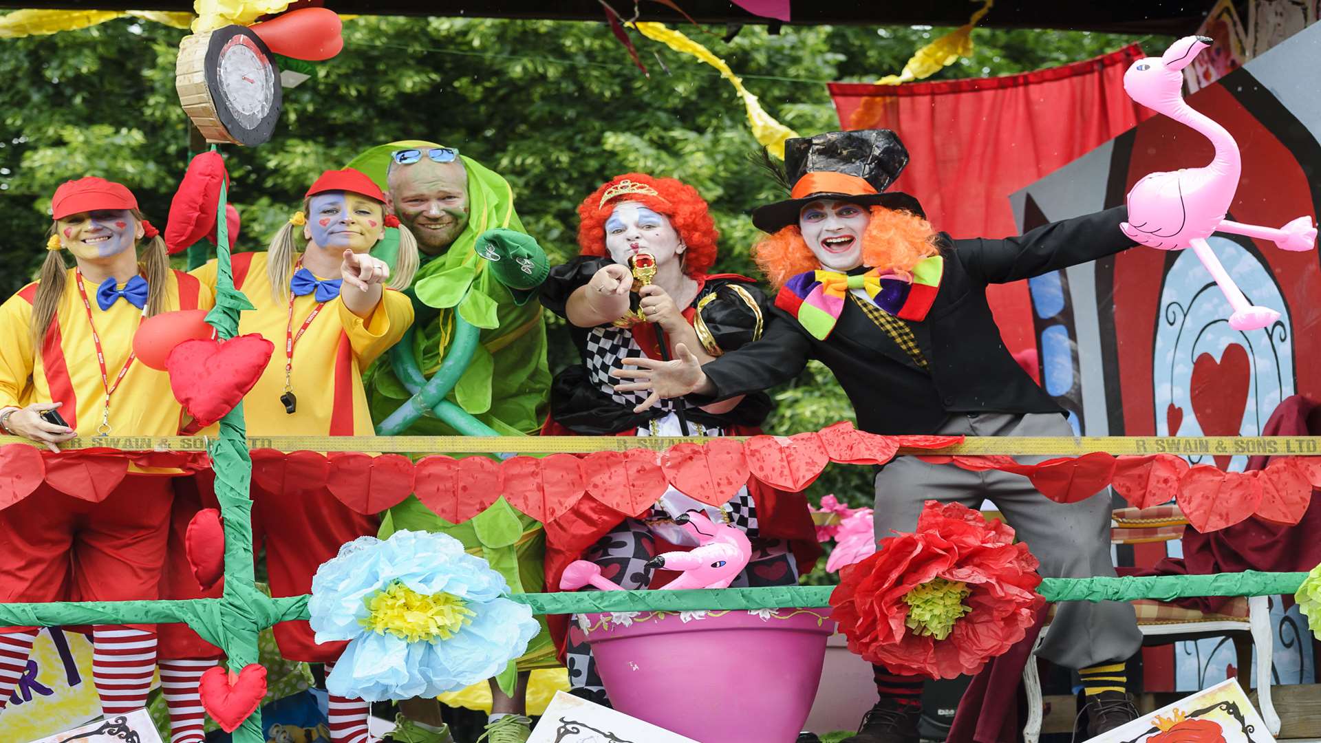 Kings Farm Primary School, Alice in Wonderland-themed. Northfleet Carnival, from the form-up point at Springhead Industrial Park, Northfleet.