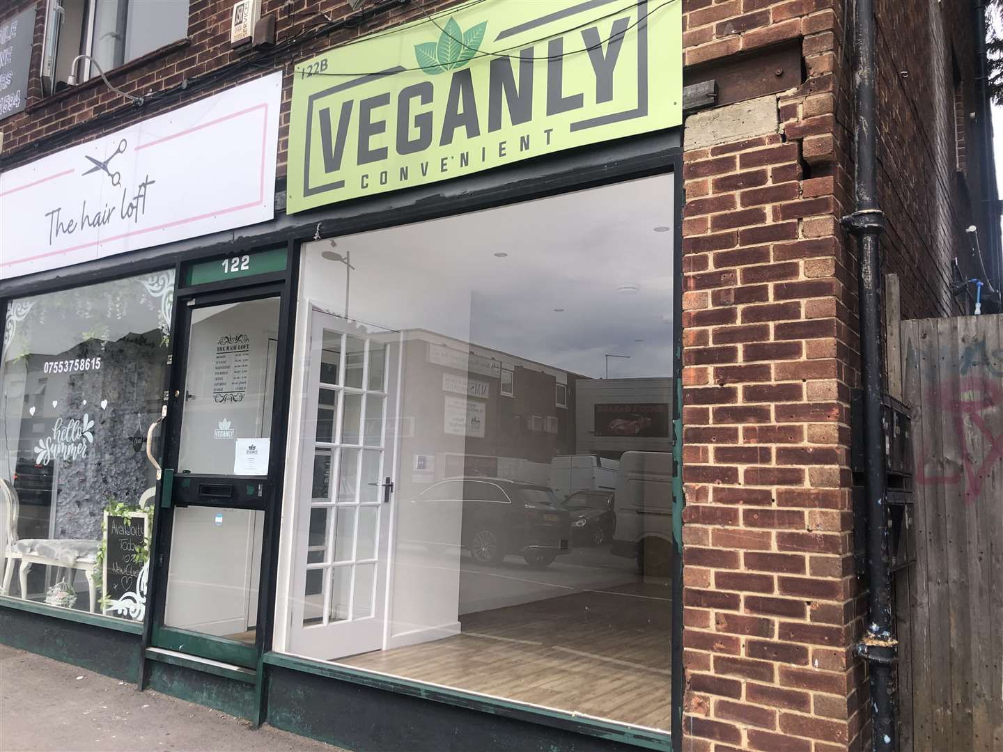 An empty Veganly Convenient in Strood High Street