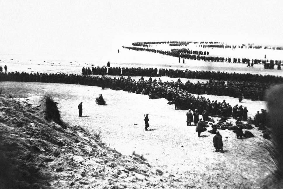 Queuing on the beach at Dunkirk