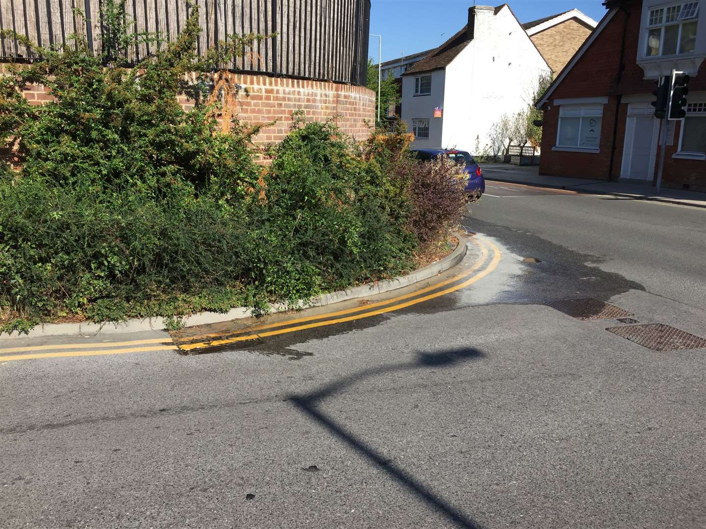 The leak can be seen to cover part of Old Dover Road near the Spitfire Ground