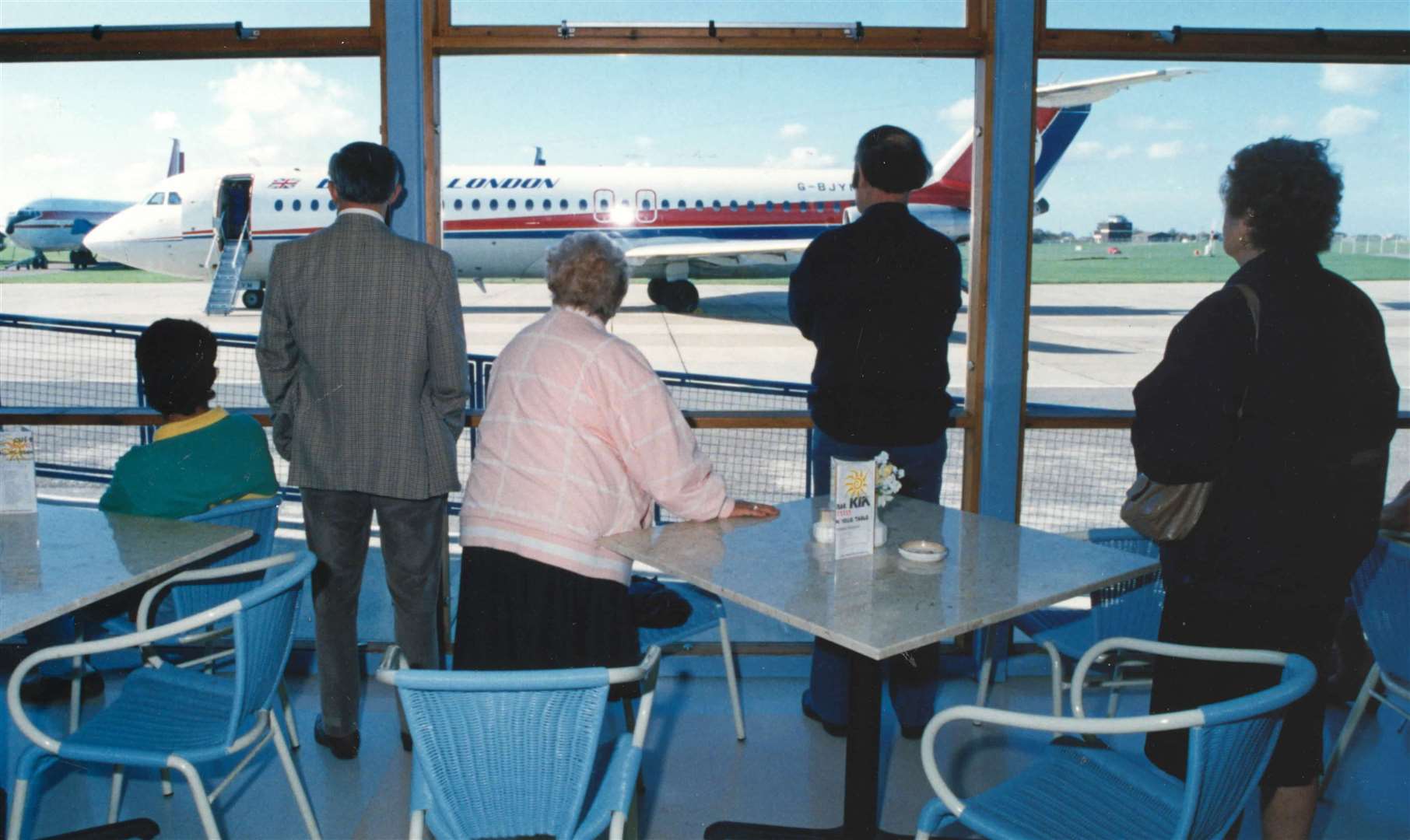 The lounge in Manston Airport in 1990