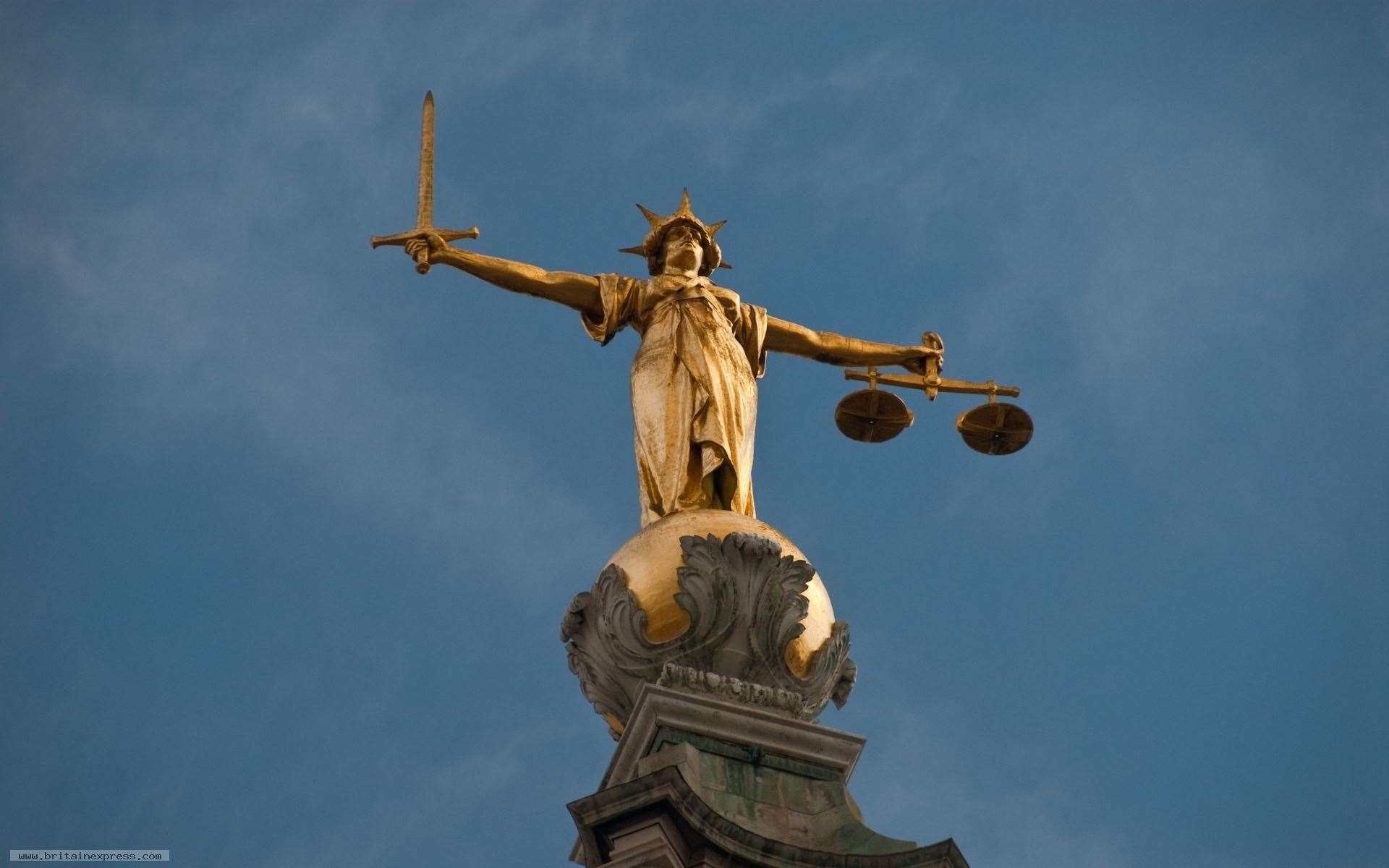 Old Bailey's Scales of Justice. (11526947)