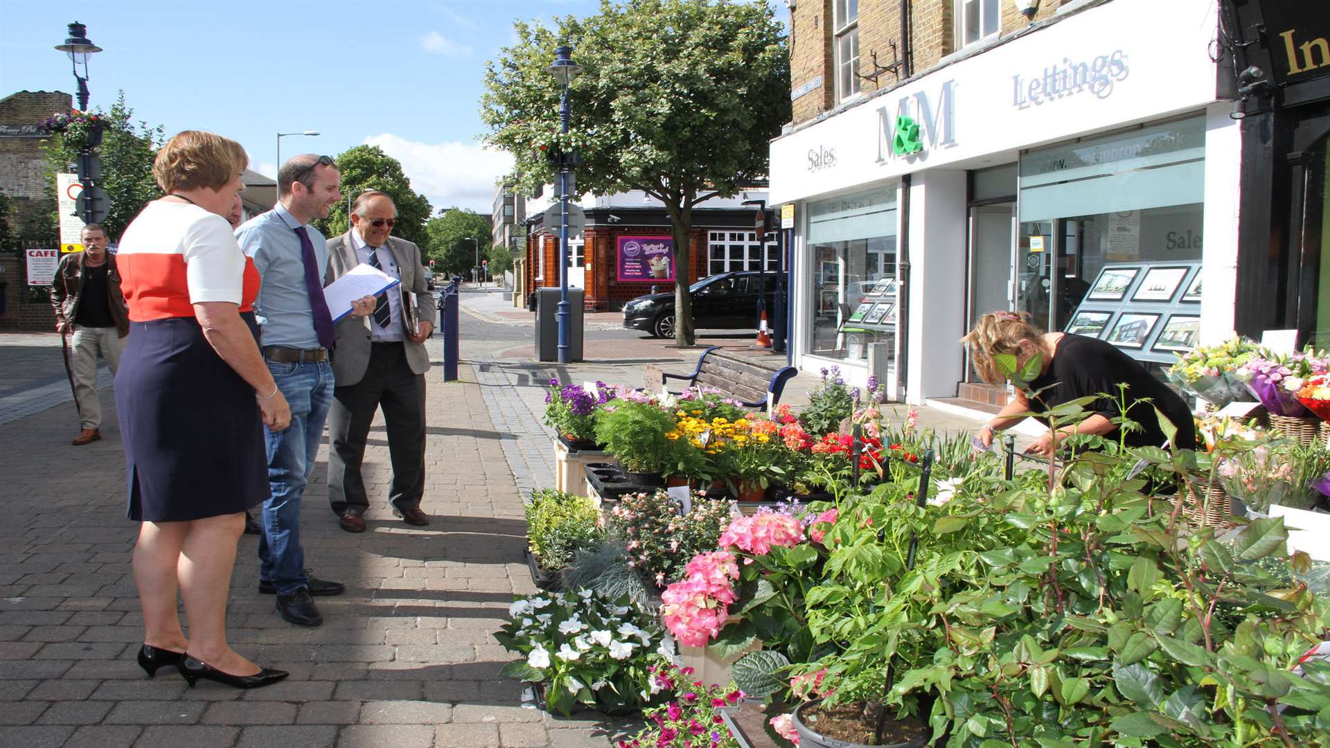 The judges having a look around after the town had a colourful makeover for Gravesham in Bloom 2016