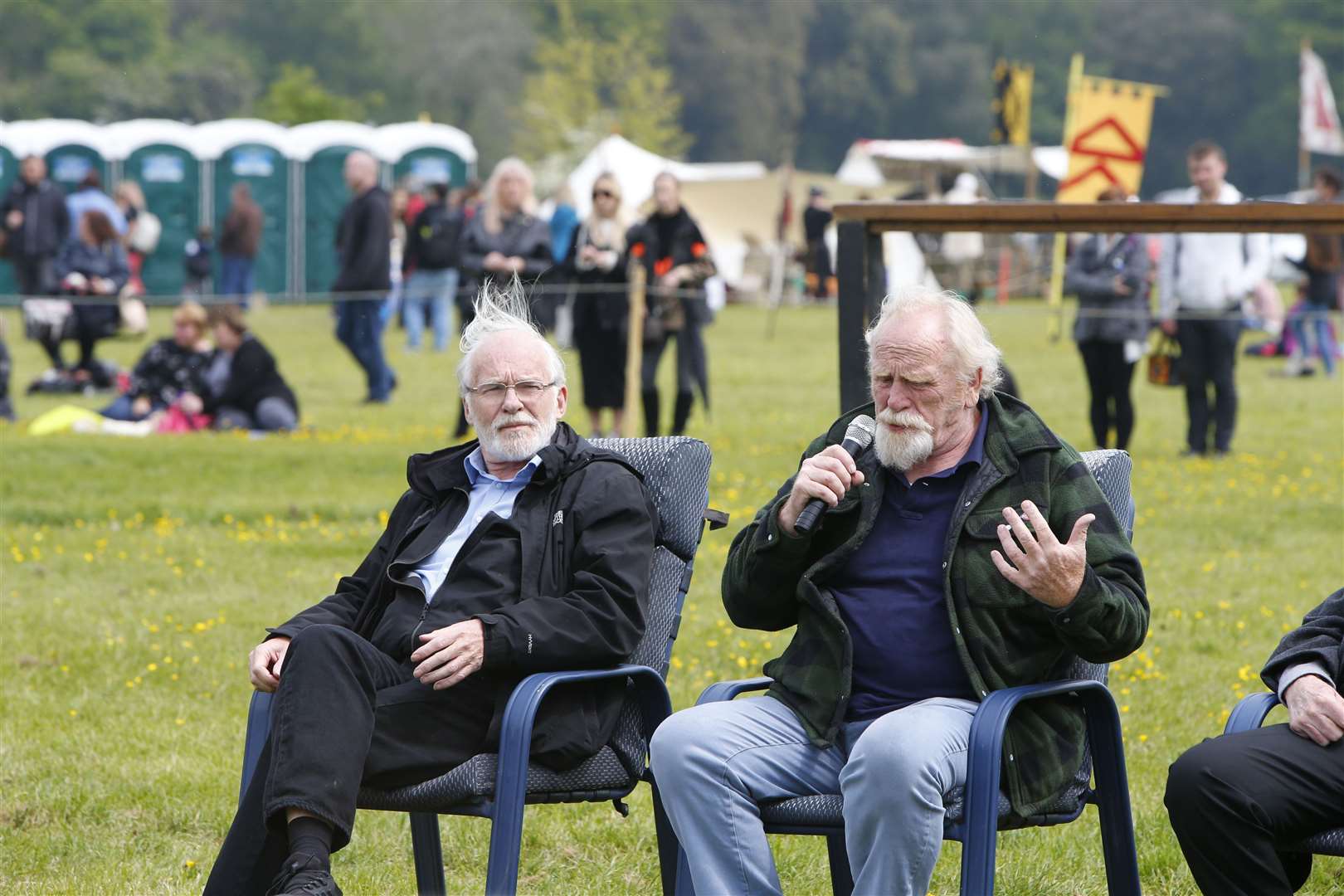Cast from the show including Ian McElhinney and James Cosmo featured at Thronefest in Quex Park