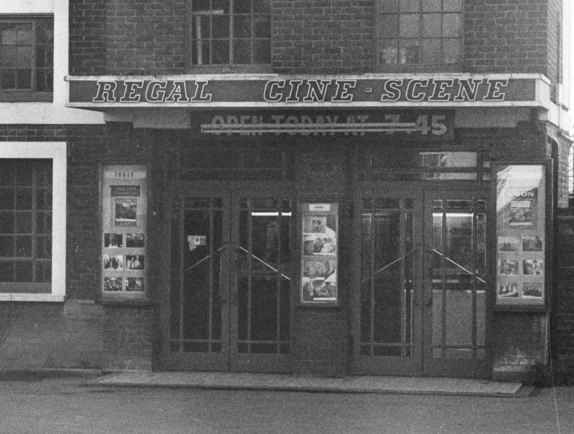 The Regal cinema in Cranbrook in 1983...despite this picture making it look like it was taken in the 1950s