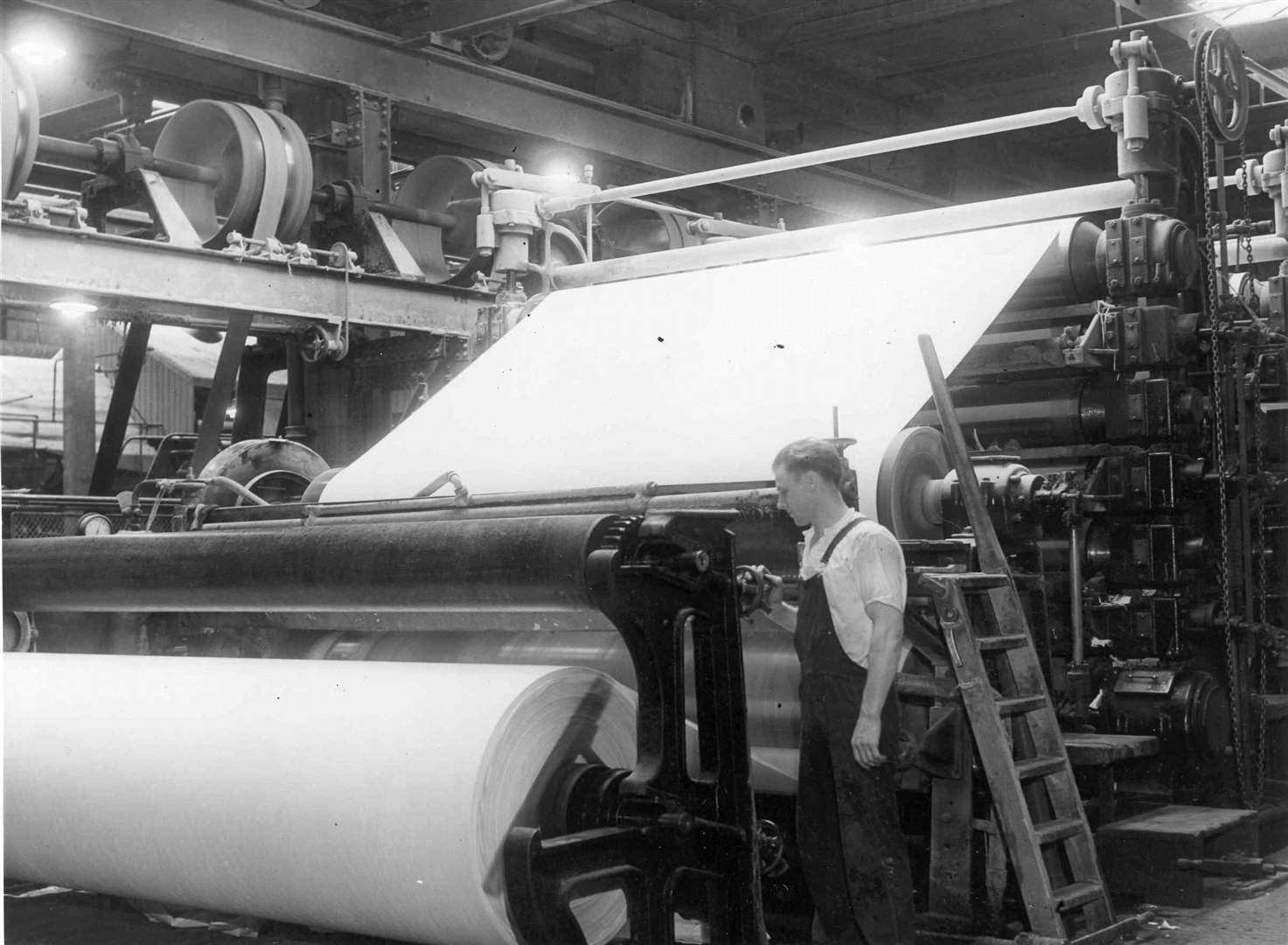 Inside Snodland Paper Mill in September 1950. There has been a mill of some sort on the site for centuries, with one even included in the Domesday Book