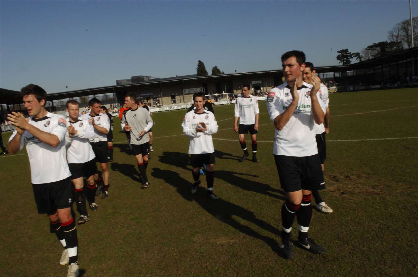 Dartford players thank the fans at Princes Park Picture: Nick Johnson