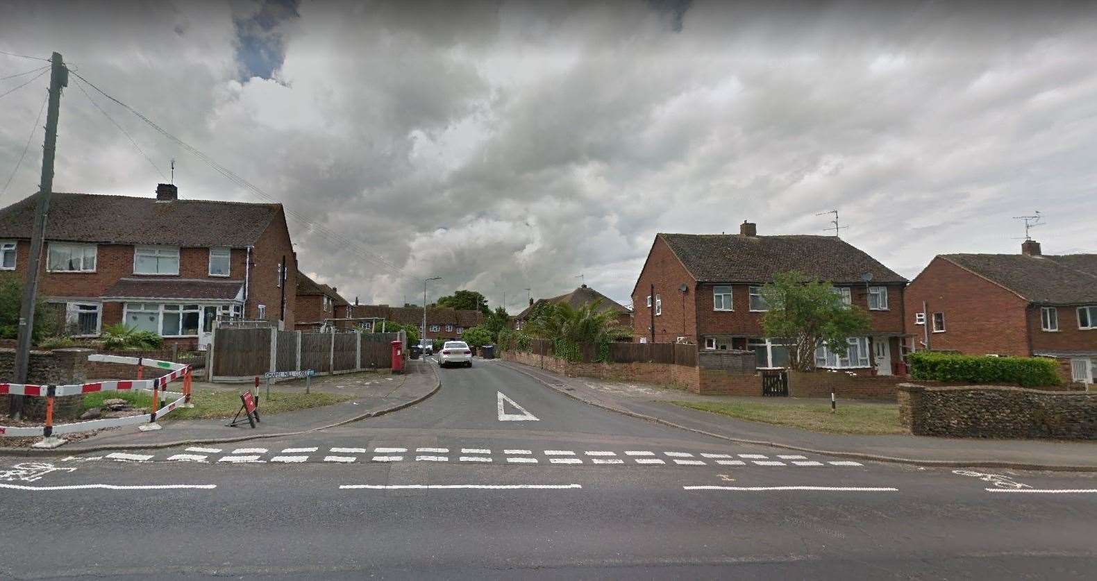 The robbery took place close to the entrance of Chapel Hill Close. Picture: Google