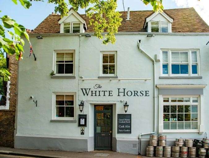 The White Horse in Dover