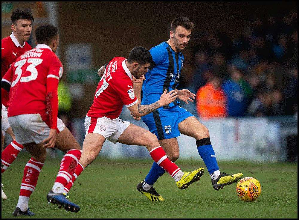 Josh Rees on the ball for Gillingham Picture: Ady Kerry (7072629)