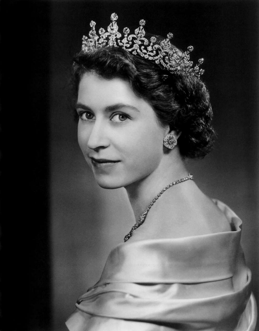 New Queen: Princess Elizabeth official portrait