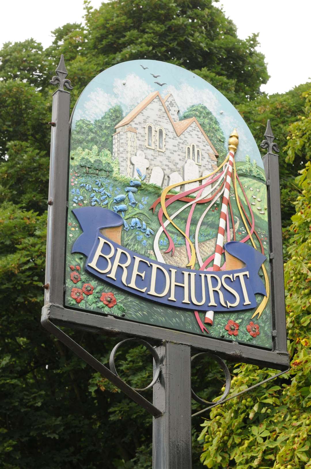 Bredhurst village sign