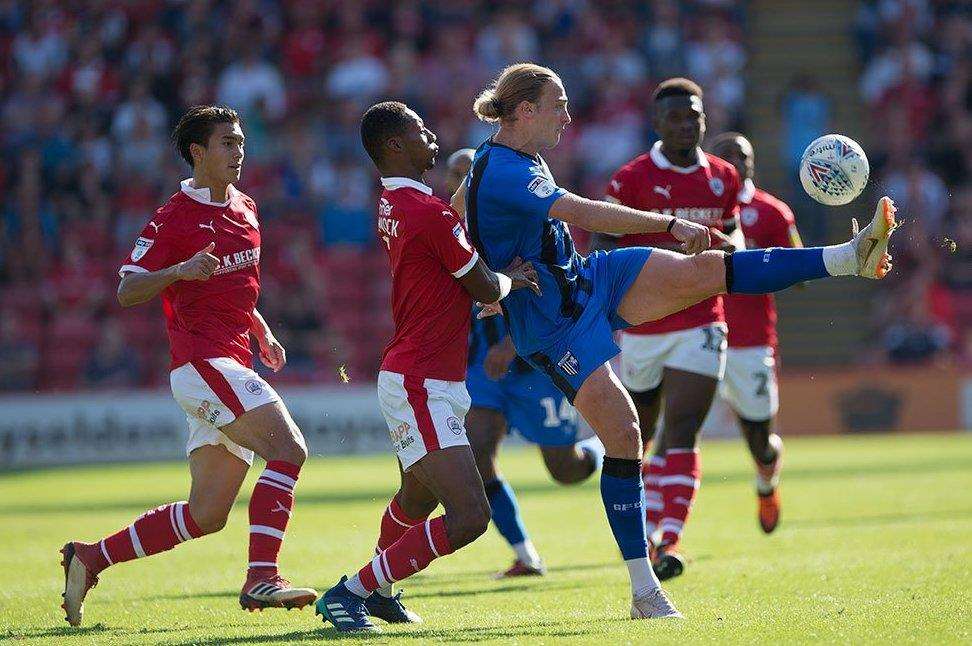Tom Eaves in action for Gillingham at Barnsley Picture: Ady Kerry (3915394)