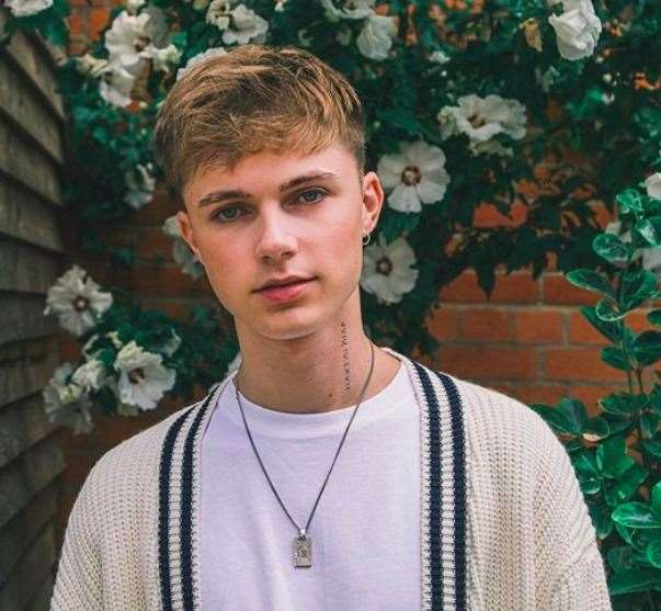 Kent pop star HRVY has tested positive for Covid-19 and is isolating in line with the guidance. Photo: @HRVY [IG]