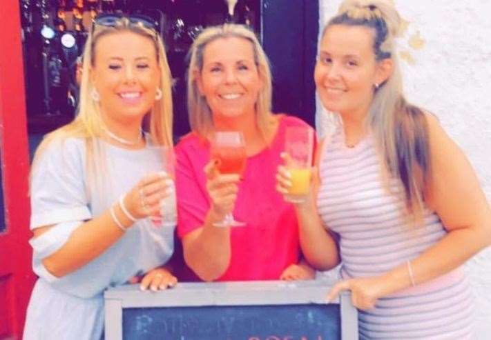 Dona Bushrod (centre) with her daughters Suzie Goad (left) and Whitney Wilson (right) Picture: Suzie Goad