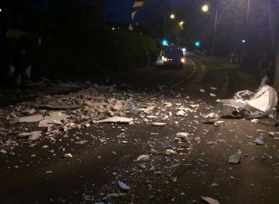 Debris on the A26 Eridge Road. Picture: @KentBlasting