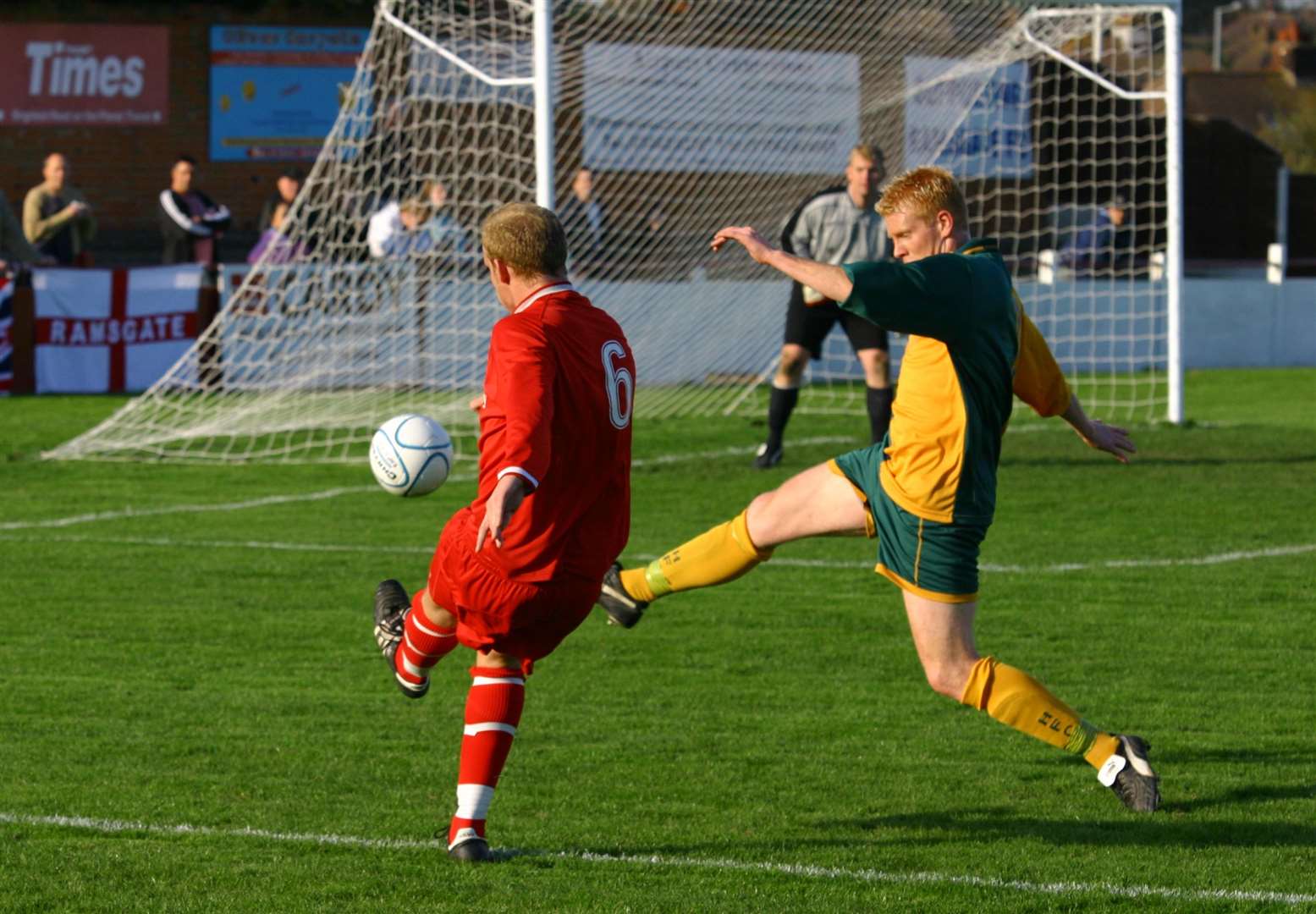 Lee Minshull puts in a cross for Ramsgate in an Isthmian Premier match against Horsham.