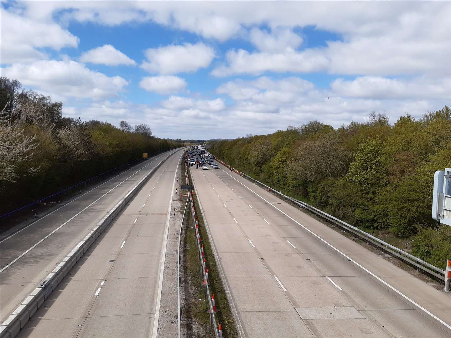 The M20 is shut between Junction 8 and 9