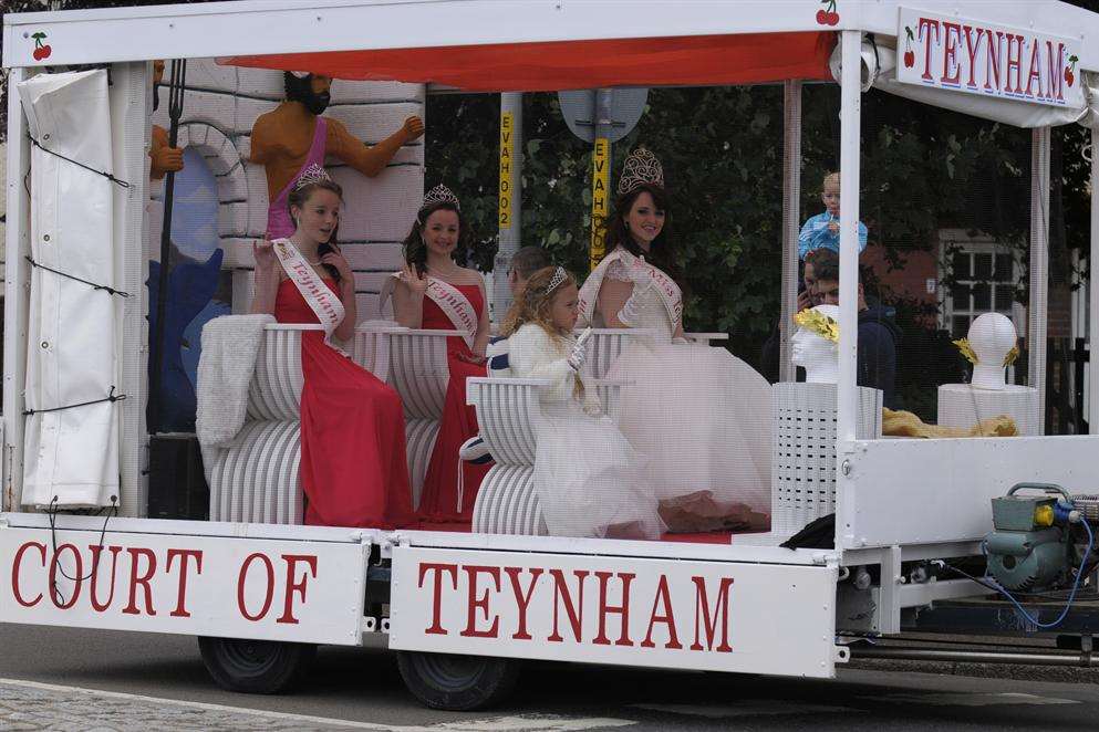 Teynham Carnival Queens in the 2013 Sittingbourne parade.