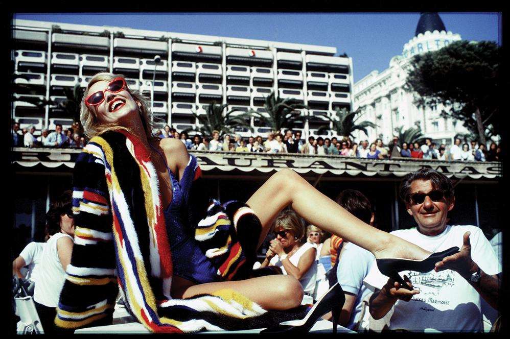 Jerry Hall and Helmut Newton in Cannes by David Bailey, 1983