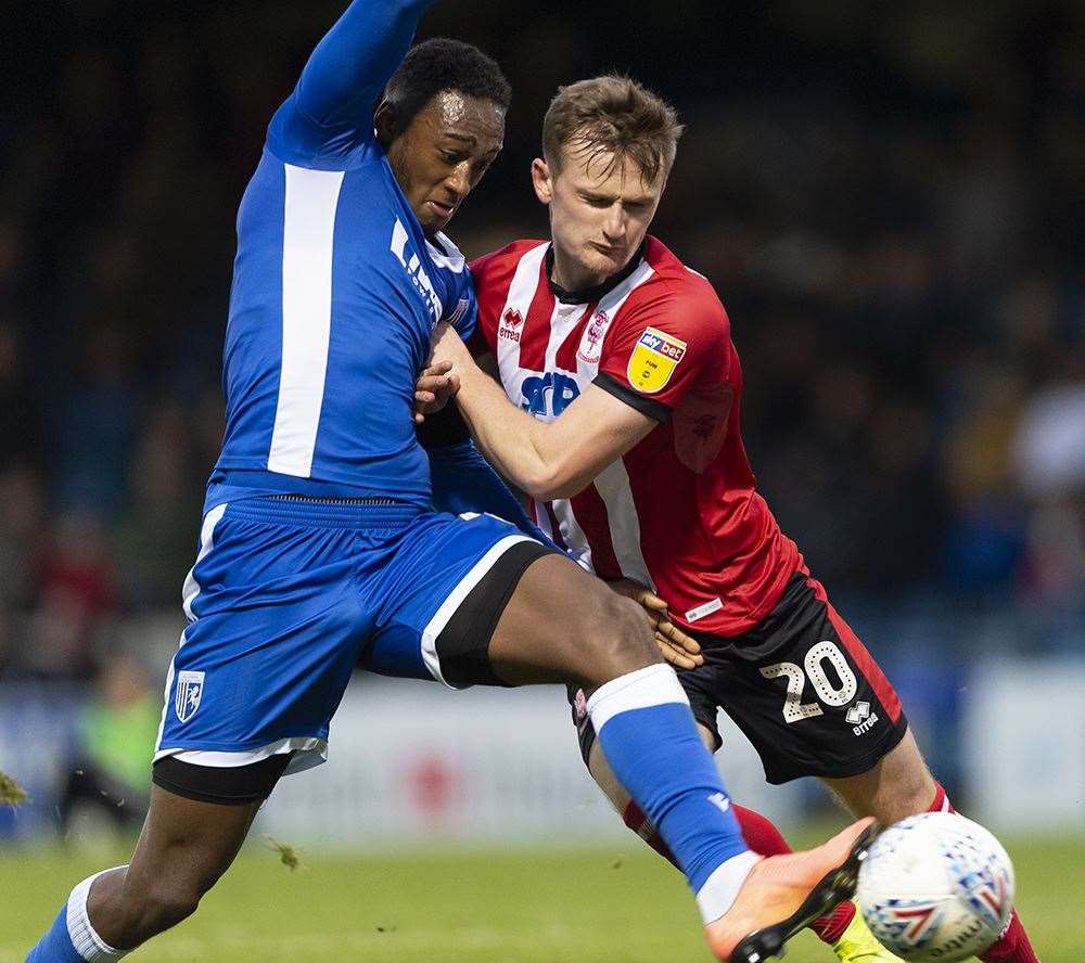 Gillingham vs Lincoln City match action Picture: Ady Kerry (21789392)
