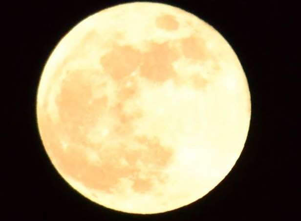 Shae Molloy took this picture of the moon in Maidstone