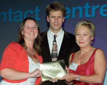 Andrew Castle with Barbara Ratcliff, head of the P&O Ferries contact centre at Dover, and Gaynor Humphries, training manager