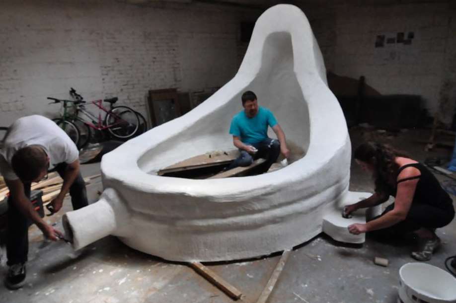 A 15ft urinal being built - a replica of Duchamp's famous Fountain work