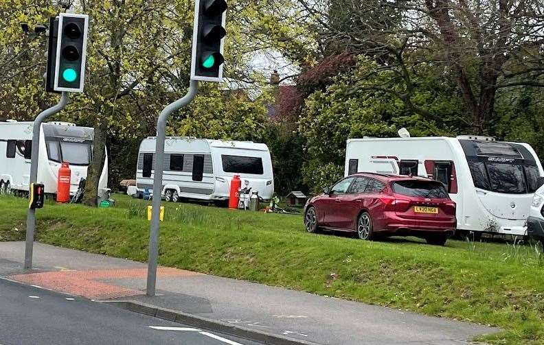 Travellers have been spotted pitching up in Ash Road, Hartley.