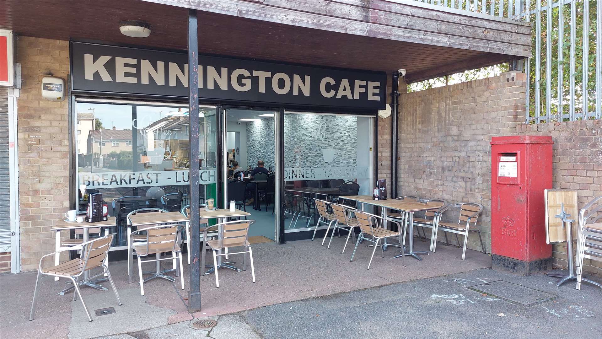 Kennington Cafe is now open