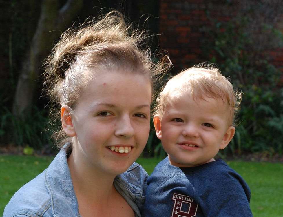 Teen mum Bethany Lune faced abuse at school when she fell pregnant