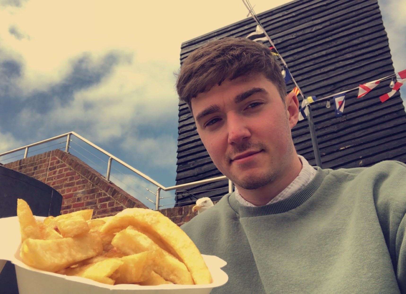 KentOnline reporter Oliver Leonard described Sandy's in Folkestone Harbour as "the perfect lunchtime treat".