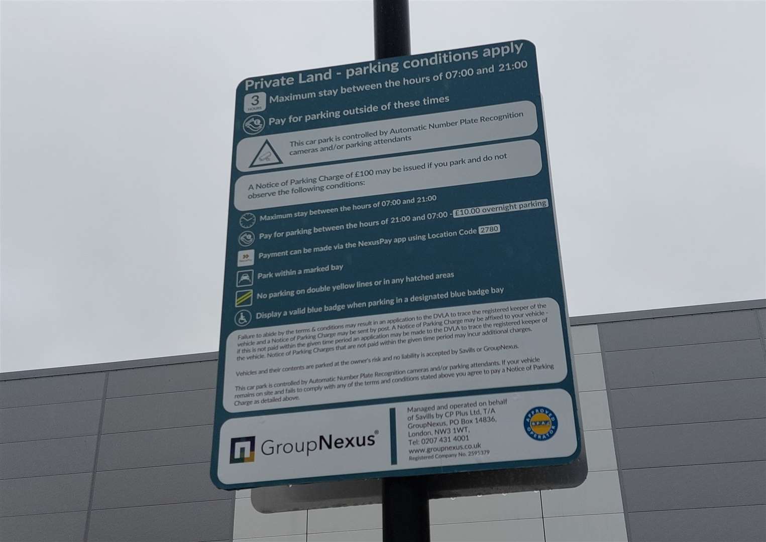 Signs have since changed to show the new rules at Ashford Retail Park in Sevington