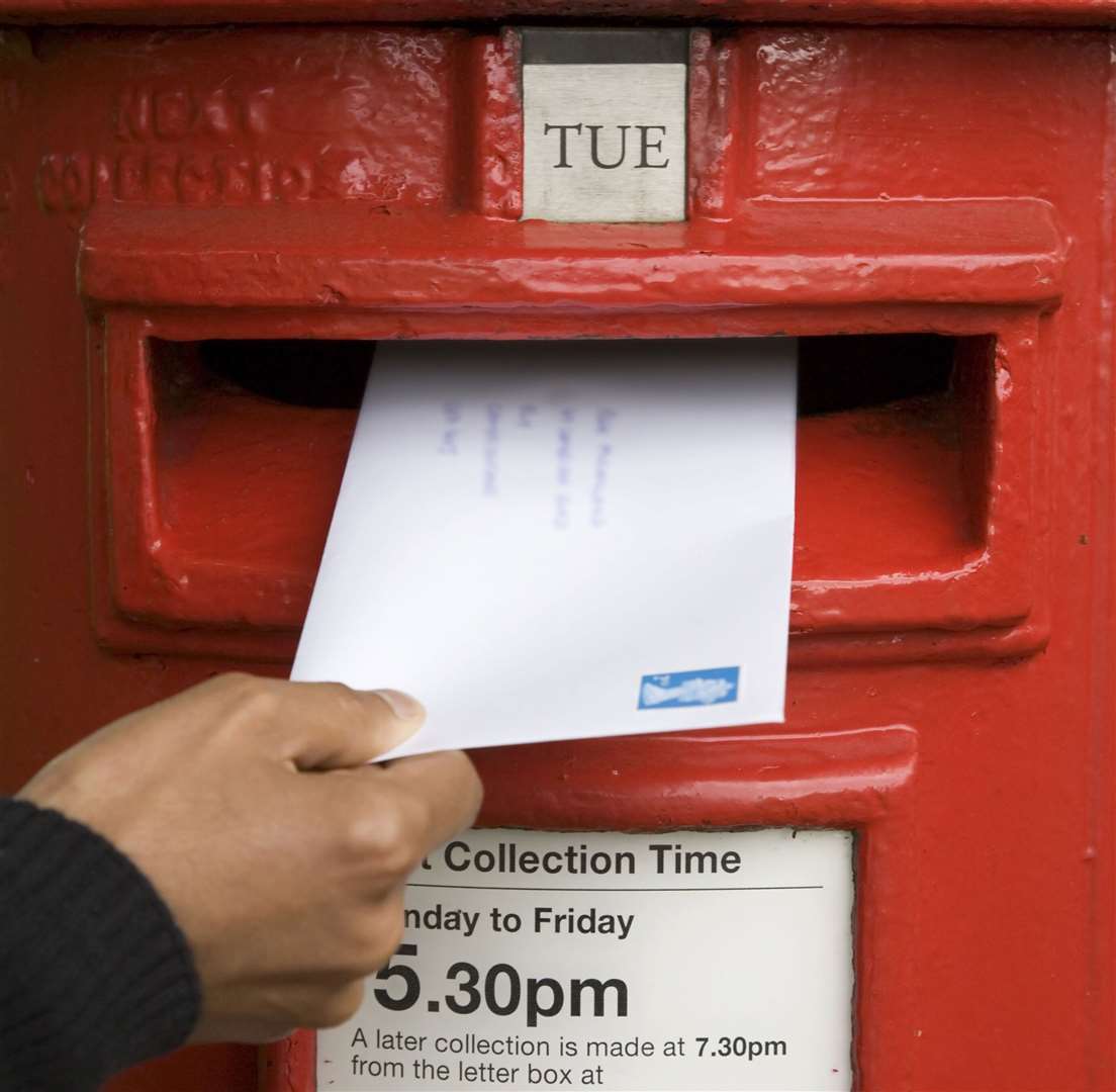 People are questioning whether there’s any point sending Christmas cards. Picture: iStock