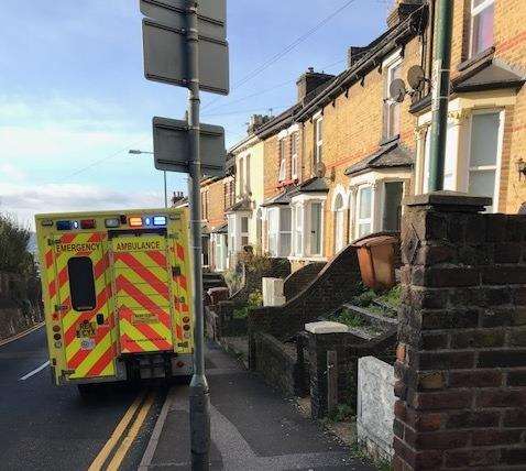 An ambulance crew attended the incident in Bill Street Road (4080759)