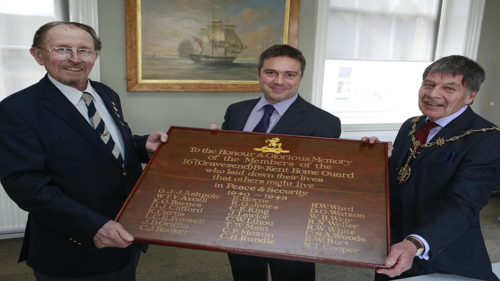 Tony Arnold, Matthew Kerr, Mayor Mick Wenban. Handing over of large plaque by the Invicta Club.